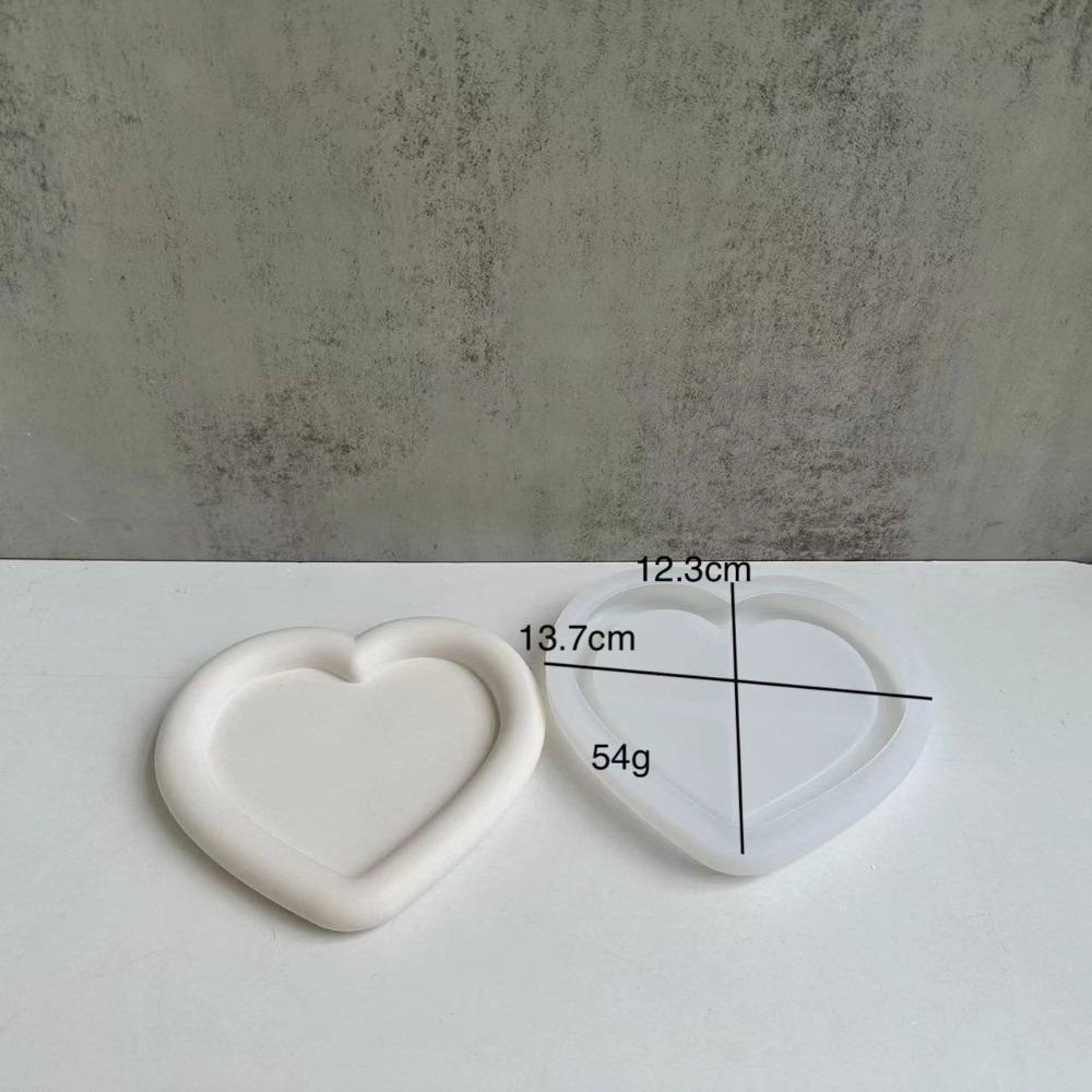 

Heart Shape Silicone Molds Silicone Gypsum Mold Handcrafted Coaster Mold Jewelry Storage Plate 3