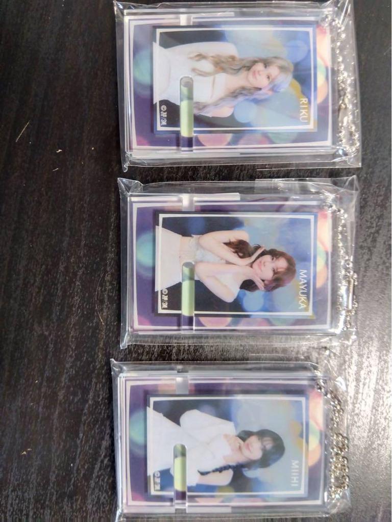 [USED] Kansai Group RIKU MAYUKA MIIHI Acrylic Stand Keychain FC Lottery