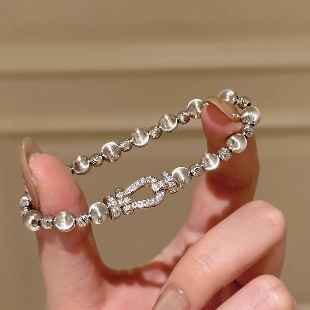 French retro diamond-encrusted cat s eye horseshoe buckle bracelet women s antique niche elastic rope bracelet women