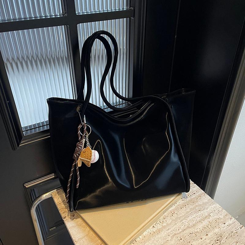 Yogodlns Black Large Capacity Tote Bag For Women New Simple Soft PU Leather Shoulder Bags Female Commuting Shopping Handbags