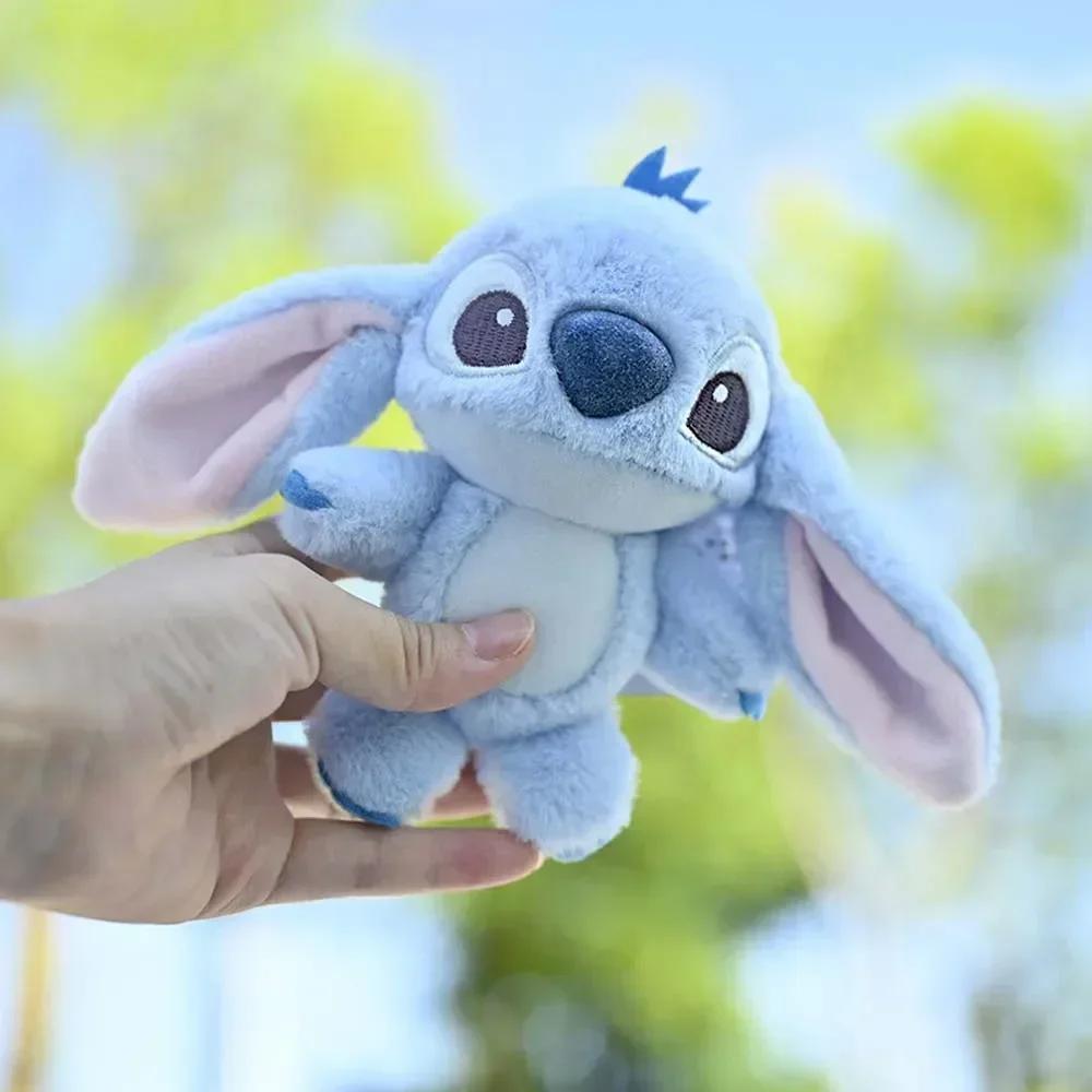 Portachiavi Peluche Stitch Animato Peluche Giocattolo Animale di Peluche Carino Ciondolo Regalo Per Bambine Bambola Angelo Ciondolo per Borsa Regalo di Compleanno per Bambini