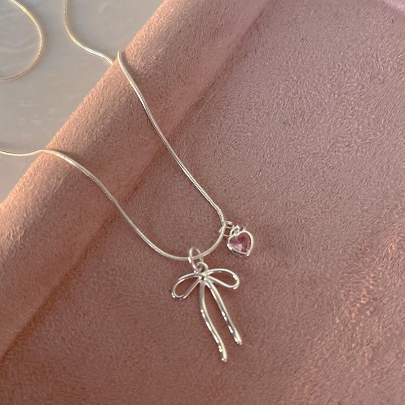 Elegant Heart Bow Pearl Necklace for Women - Non-fading, High-End, Versatile, New Style