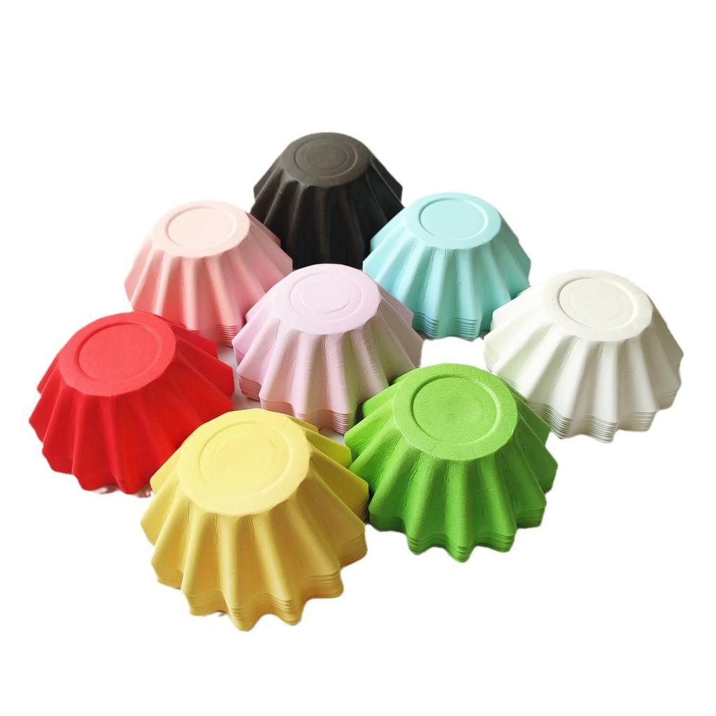 Chrysanthemum High-Temp Resistant Cupcake Liners, Mold-Free Baking Cups, 50-Pack