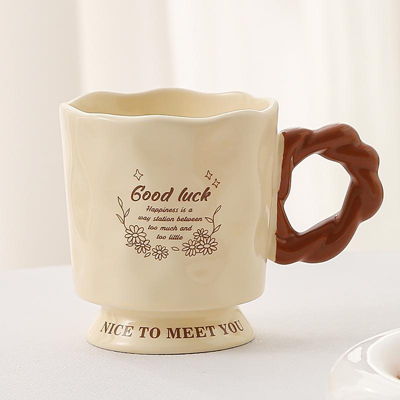 Cream wind ceramic goblet gift cup mug mug creative office water cup coffee cup high value women 301-400ml