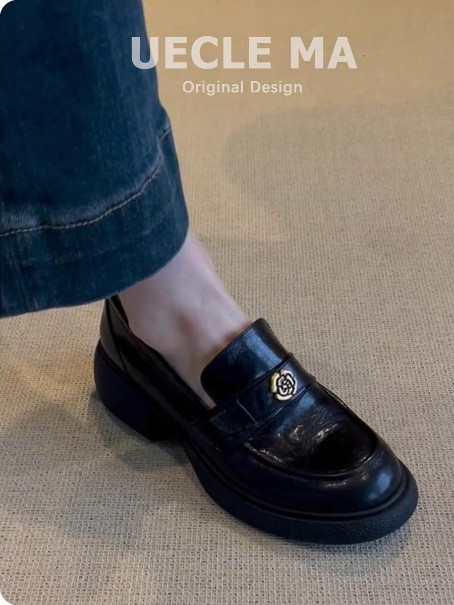 

Cowhide~ Camellia platform loafers women s 2025 new leather retro single shoes one-pedal British small leather shoes 40