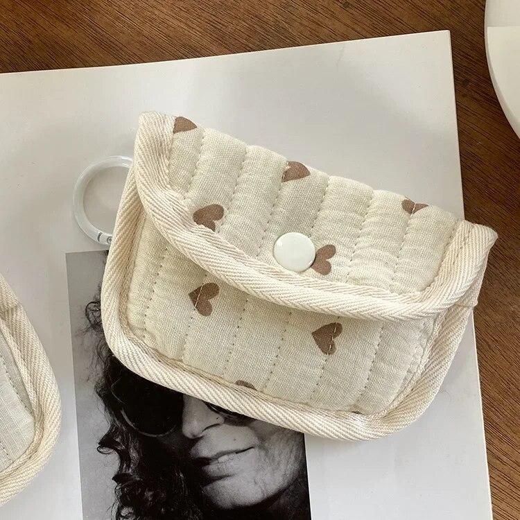 

Маленькие сумки для монет в форме сердца с вишней, кошелек для денег, сумка для наушников, помады, органайзер для хранения, сумки для удостоверения личности, держатель для банковских карт, клатч