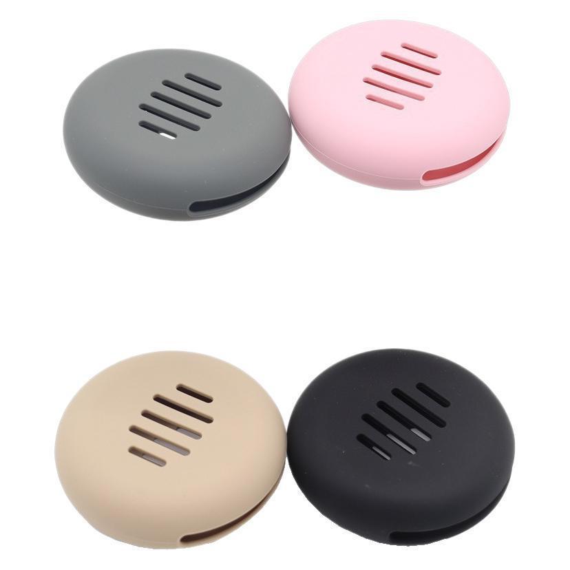 Breathable Silicone Makeup Powder Puff Travel Case: Dustproof, Portable, Lightweight Storage Cover