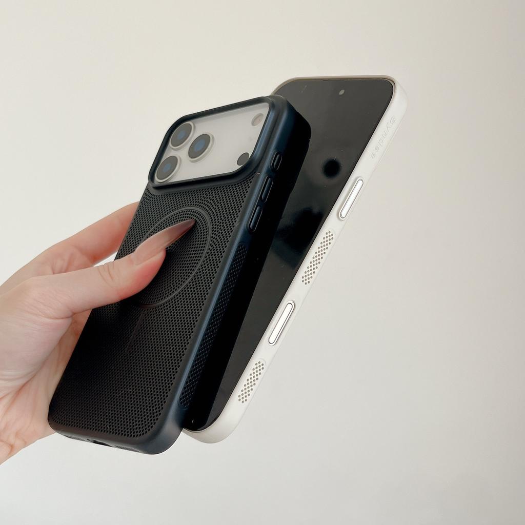 Applicable to iPhone11PRO mesh heat dissipation magnetic suction mobile phone case Apple 11 breathable skin matte PC hard case i11