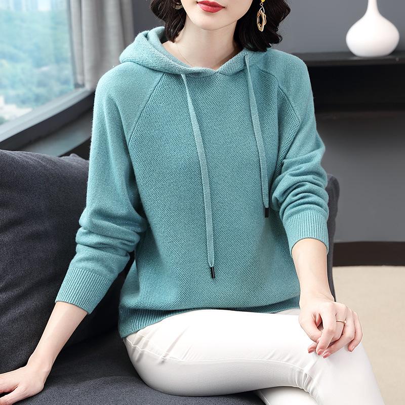 Women's Trendy 2024 Korean-Style Short Hooded Sweatshirt: New Color, Knitted Base Layer for Spring/Autumn