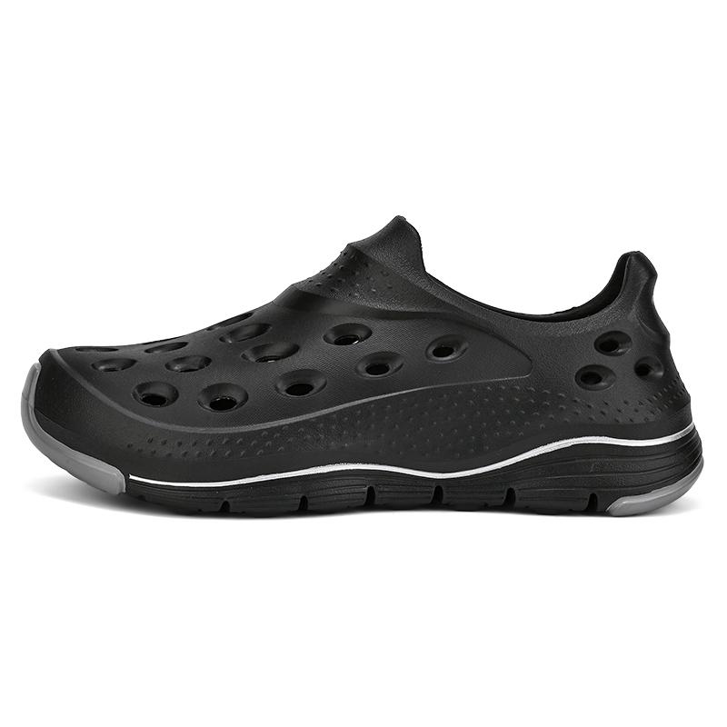 Summer Lightweight Mens Sandals EVA Garden Shoes Men Soft Cover Toes Sandals Comfortable