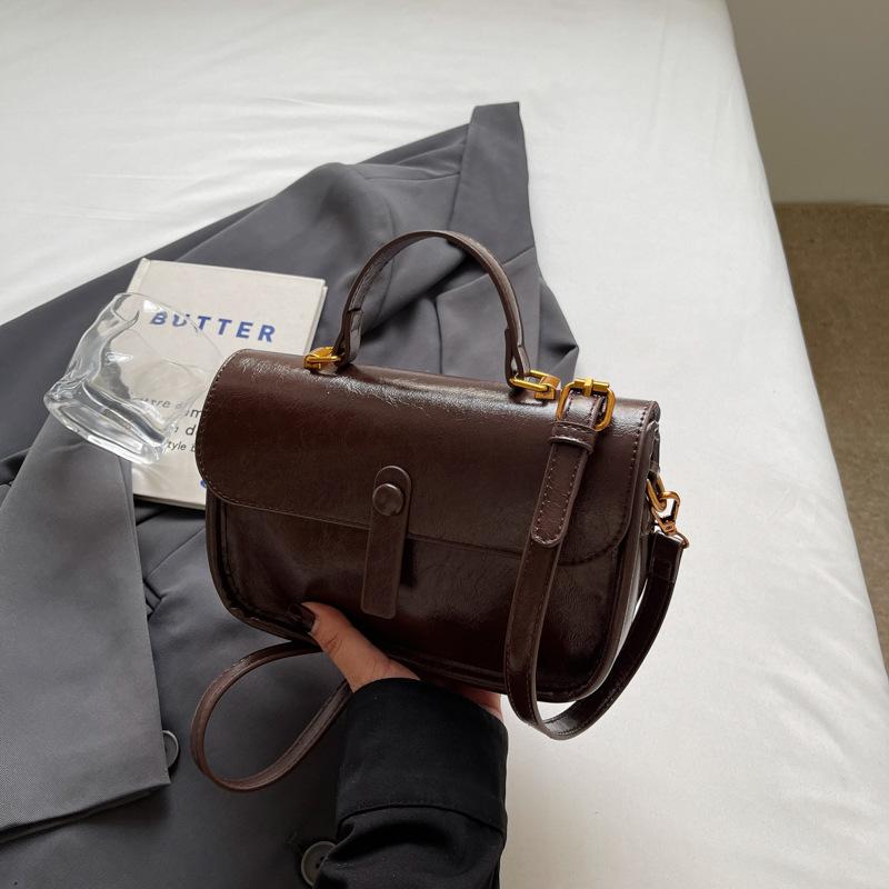 Premium sense small bag women 2025 new versatile messenger bag fashion super fire portable small square bag