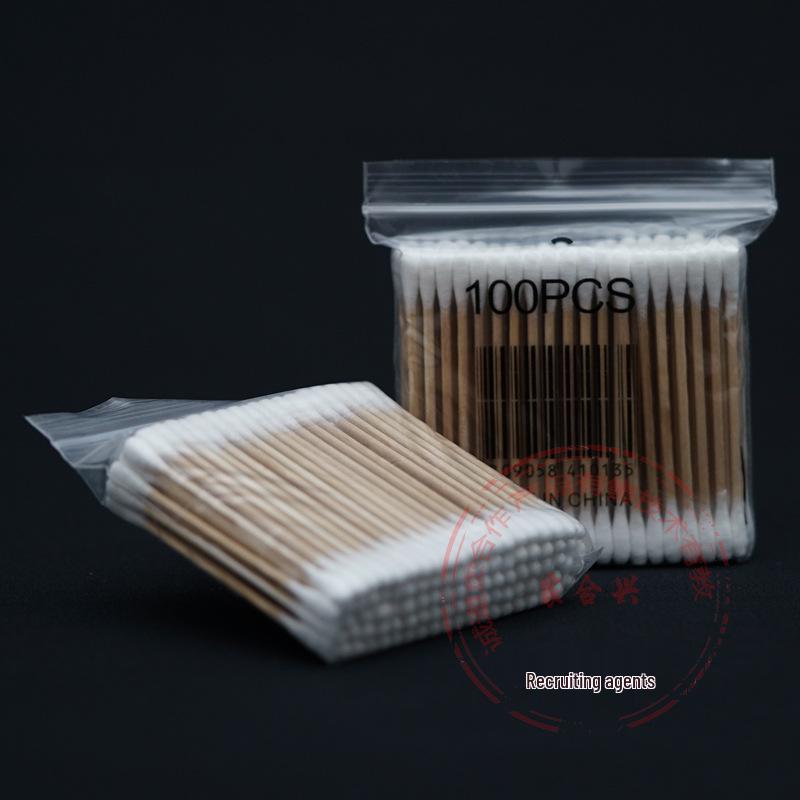 Double-headed Cotton Swabs: 100-Pack Wooden Sticks for Sanitary Use, Makeup, Embroidery, and Ear Care.