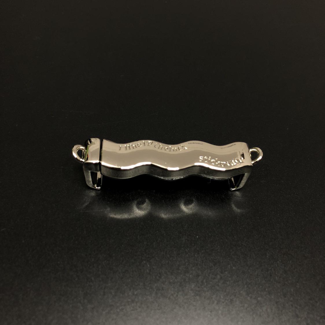 Ремешок для мобильного телефона: Разнообразие стилей: кожаные, плетеные и металлические цепочки