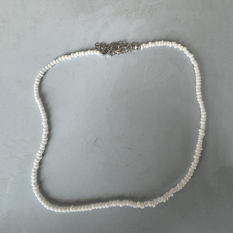 

Новое модное колье-чокер для девочек, конфетного цвета, ручной работы из бисера, модная цепочка на шею, подарок для друзей, для вечеринки, богемные украшения