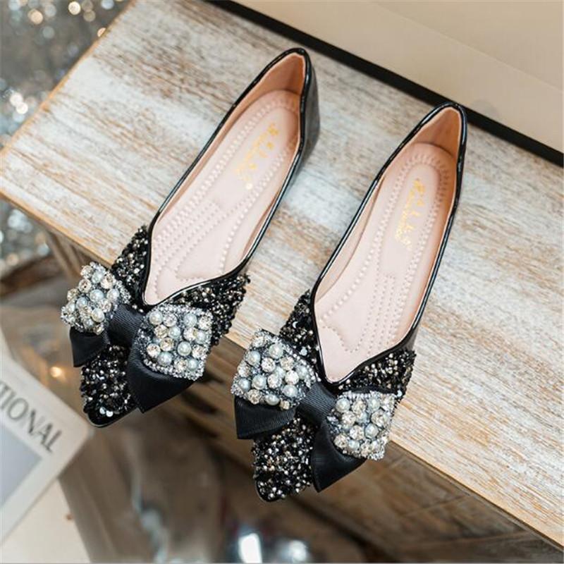 Size 33-43 Women's Pointed Toe Flats Fashion Crystal Women Shoes Women Comfort Loafers Shoes Simple Mary Jane Shoes