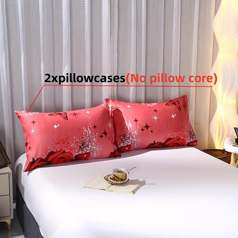 3Pcs Polyester Fiber Soft, Skin-Friendly Quilt Cover Set (Two Pillowcases And One Quilt Cover). Red Is The Primary Color