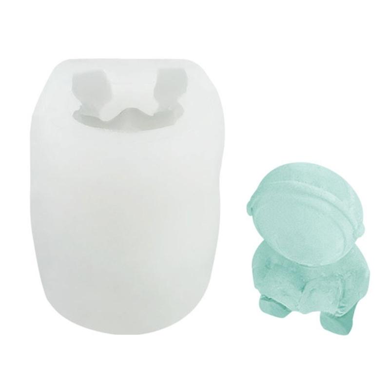 Silicone Astronaut Ice Cubes Tray Popsicles Making Tool for Home Gatherings and Beverage Decorations Drink Accessories