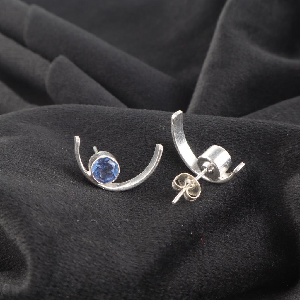 Round Third Eye Chakra Tanzanite Stone 925 Silver Ethnic Stud Post Boho Earrings EE-145-3