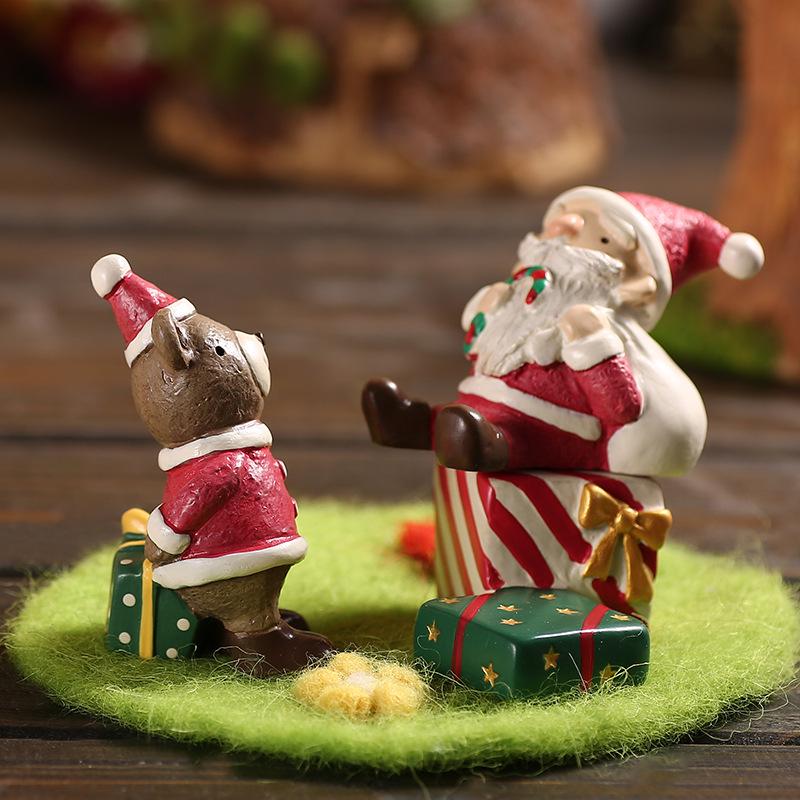 Handbemalte Harz Santa Claus Zakka Ornament für Desktop Mikro-Landschaft Dekoration
