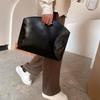 Stilvolle Damenhandtasche aus PU-Leder Minimalistische einfarbige Clutch & Dokumententasche für Damen Laptop-Handtaschen