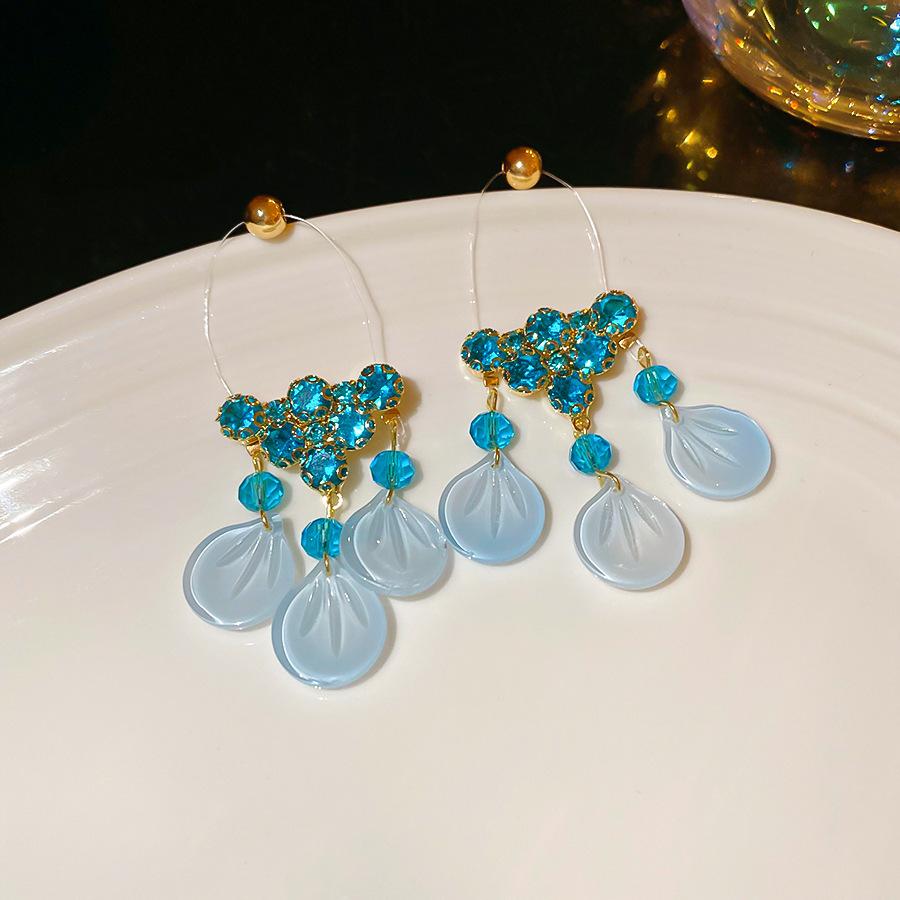 Silver needle light luxury temperament high-end geometric fringed earrings new earrings niche design earrings