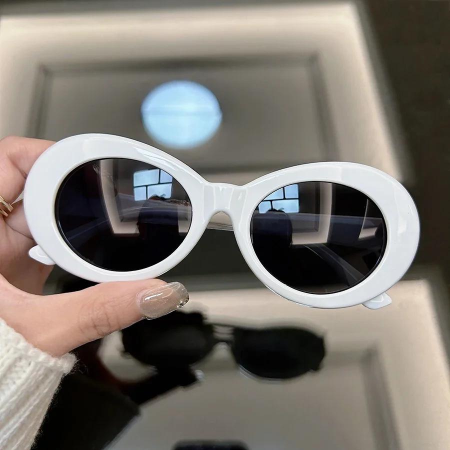 Retro Round Sunglasses Female Male Designer Retro Sun Eyewear Female Male Stylish Mirror Travel Punk Oculos De Sol