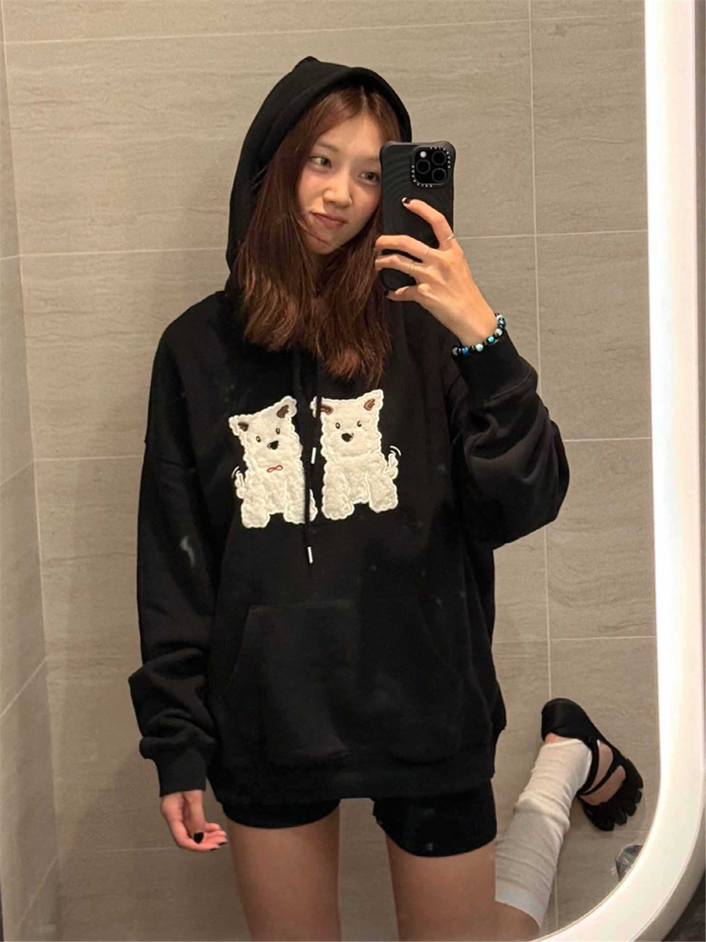 Корейский студенческий стиль милый щенок наклейка вышитый худи женский свободный повседневный худи M чёрный