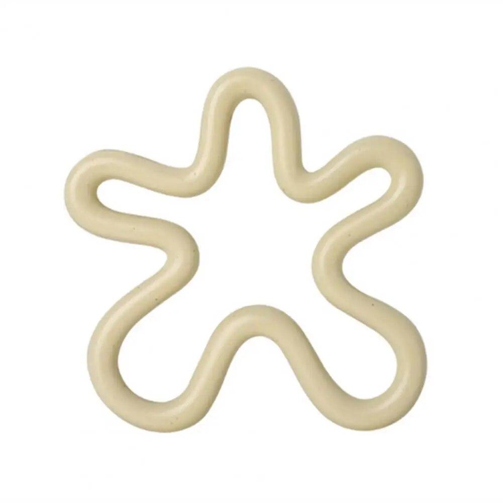 

Силиконовая изоляционная прокладка. Термостойкий силиконовый коврик. Устойчивые к высоким температурам силиконовые салфетки. Подставки для мисок. белый