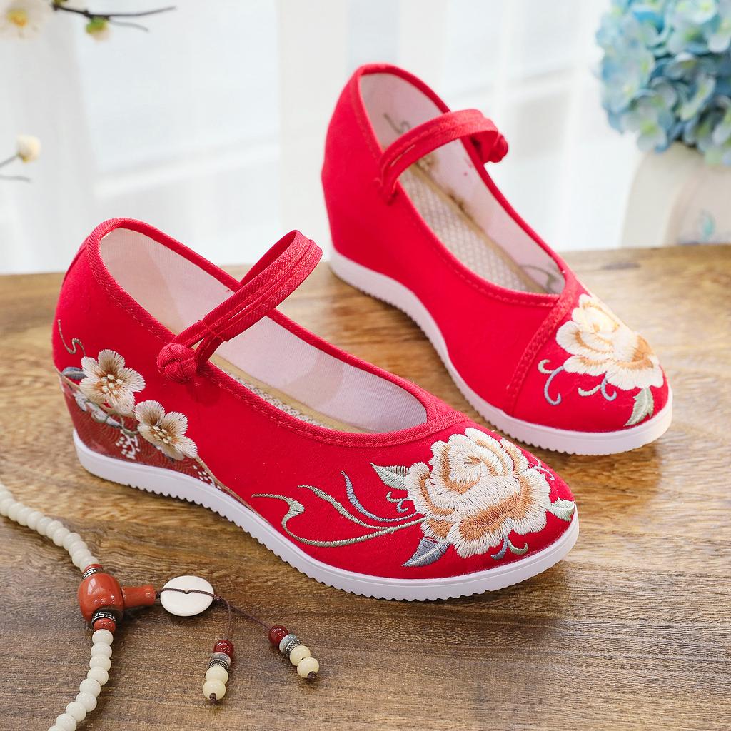 Changqing, the New Inner Height Increase Round Head Old Beijing Cloth Shoes for Women with Hanfu High-heeled Platform Embroidered Shoes