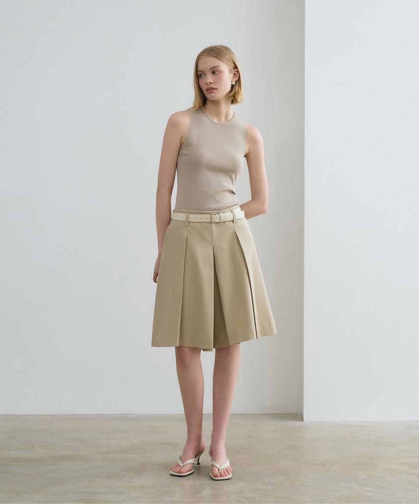 RENEJ Pleated A-Line Half Pants