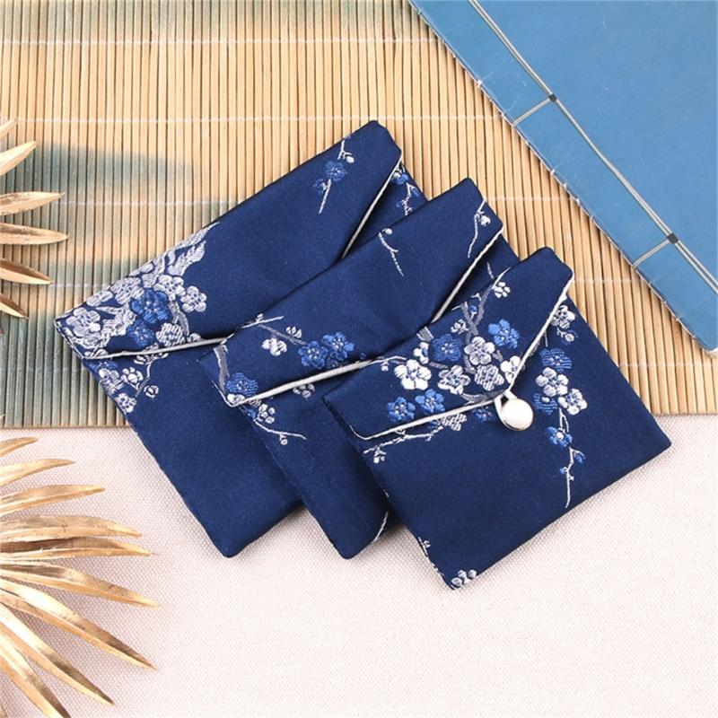 Antique Styles Brocade Jewelry Storage Pouch Portable with Closure for Earring and Rings Organization Secure Keeping