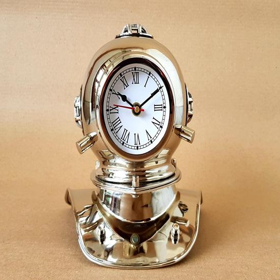 

15.24 cm Nautical Diving Helmet Clock US Navy V Mark Diving Desk Clock Gold Scuba Diving Helmet Clock Gift