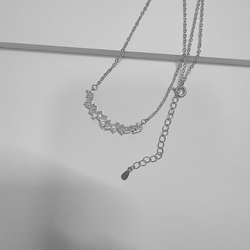 Wisteria Flower Smile Necklace: Elegant Korean-Style Valentine's Day Collarbone Chain for Women.