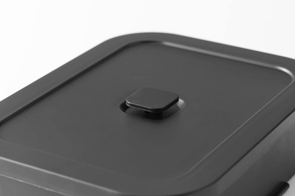 Yamazaki Frozen Rice Container Valve with Airtight Sealed Lunch Box L Black Tower Bento Box with Elastic Band and Dishwasher Safe 10638 &