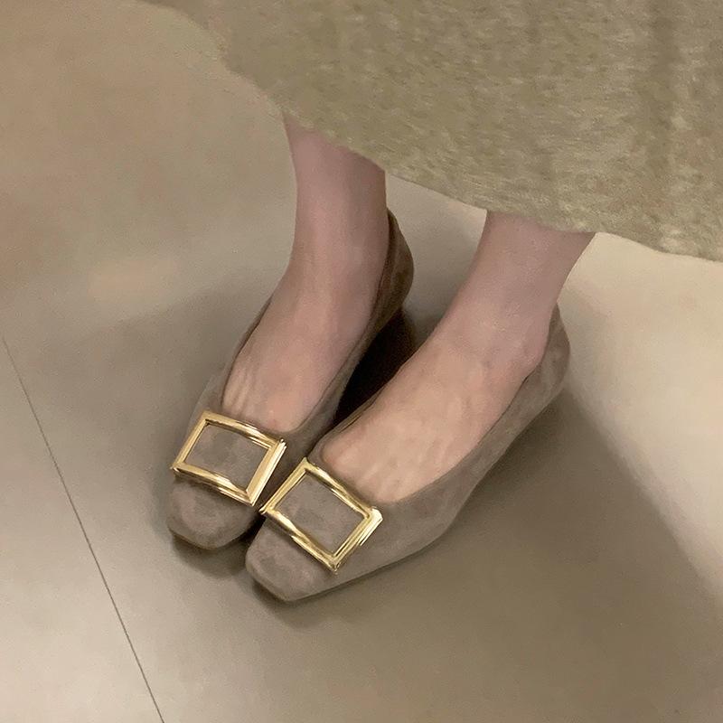Metal square buckle shallow mouth single shoes women's 2025 autumn new thick heel low heel square head commuter Mary Jane shoes Doudou shoes