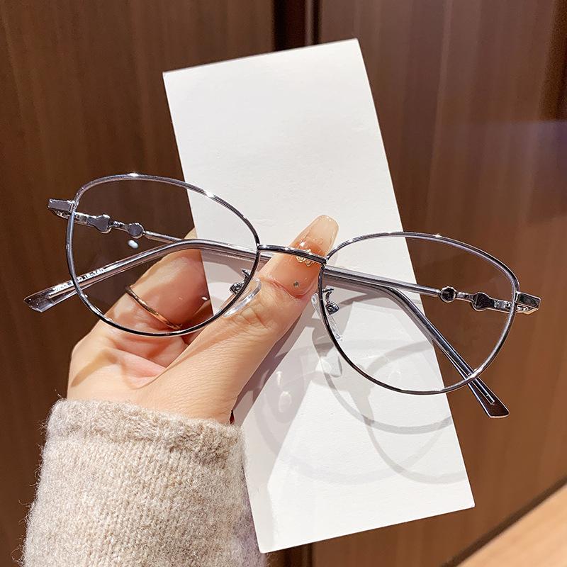 Elegant Ladies Oval Presbyopia Eyeglasses Metal Frame Pearl Hinge Design Anti Blue Light Reading Glasses Lightweight 0 To +4.0