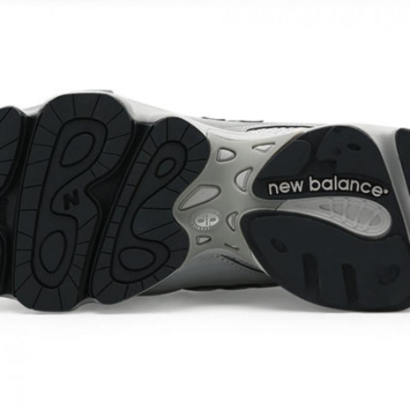 New Balance 1000