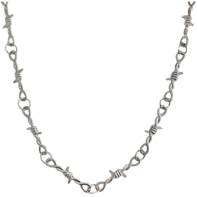 Unisex Punk Thorn Necklace: Trendy Hip-Hop Clavicle Chain for Sweatshirts & T-Shirts