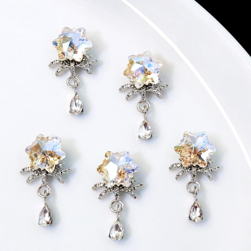 Świąteczny Wisiorek Płatka Śniegu Łańcuszek Części do Paznokci Stop Diament Ozdoby do Paznokci Brokatowe Świąteczne Akcesoria do Dekoracji Paznokci DIY