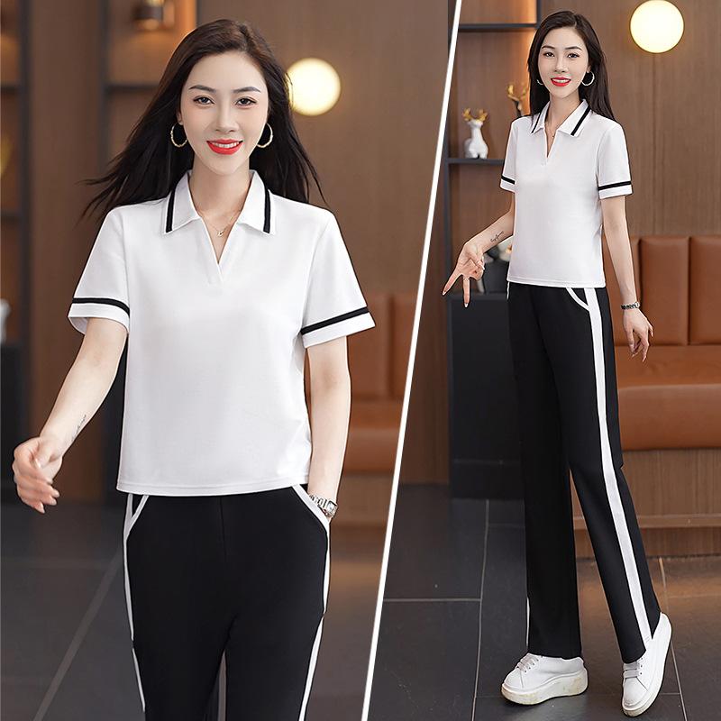 Dámský letní volný ležérní sportovní set se krátkým rukávem a stojáčkem, dvoudílný set