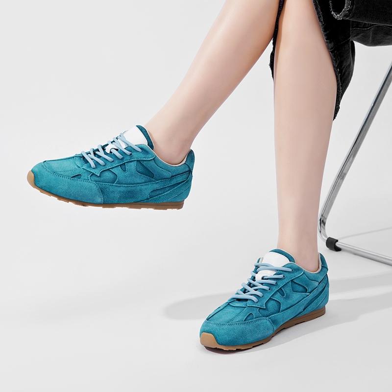 Women Sneakers Shoes  Genuine Leather Flat Women Moral Training Shoes Large Size Retro Casual Female Shoes
