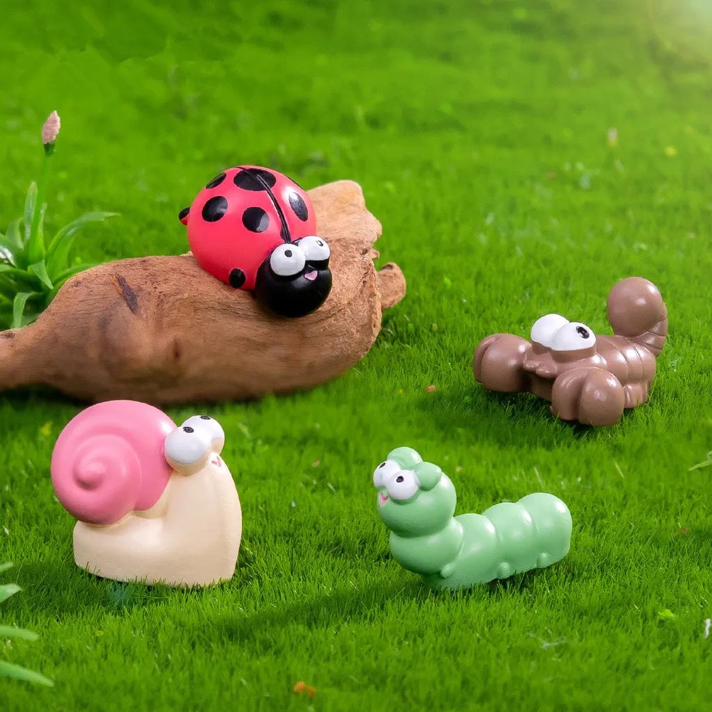 Figurines Miniatures Cute Cartoon Caterpillar Snail Insect Micro Landscape Ornaments For Home Decorations DIY Gardening Decor