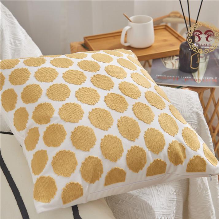 

Кремовый цветок оранжевое сердце девушки ярко-желтый маленький свежий вышитая подушка вышитая подушка для дивана для гостиной 45*45cm