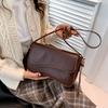 Fashion Retro Commuter Shoulder Bag Women'S Winter Versatile Underarm Small Square Bag