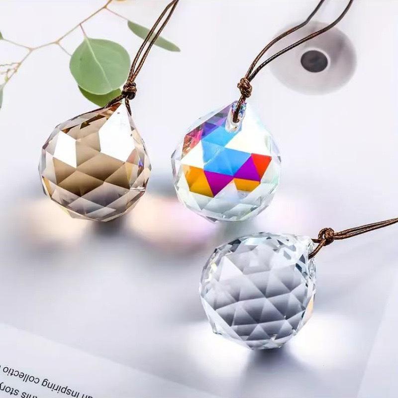 Sun-Catching Crystal Bead Curtain for Weddings and DIY (102pcs, 30mm)