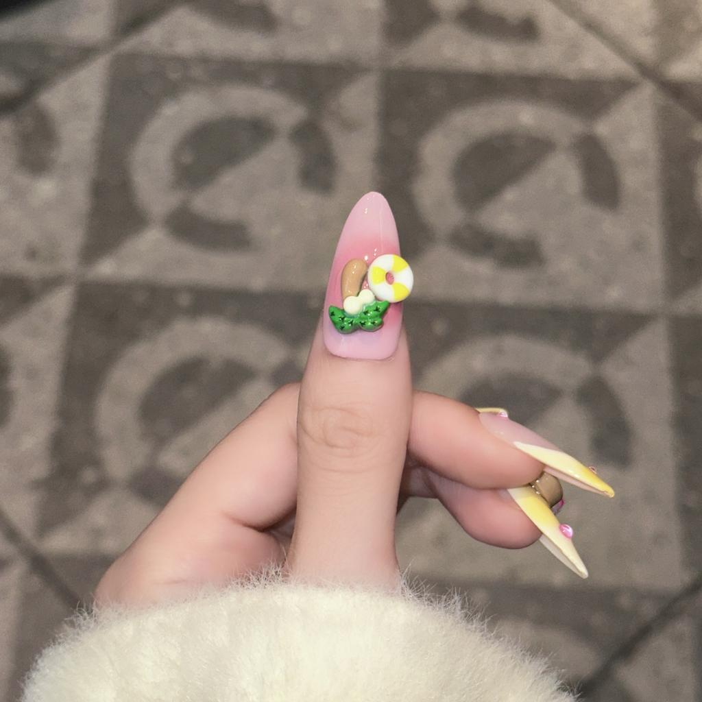 Wearing Nail Handmade High-quality Fake Nail Patches for Summer Beach Cute Dopamine Nail Art Finished Nail Tablets