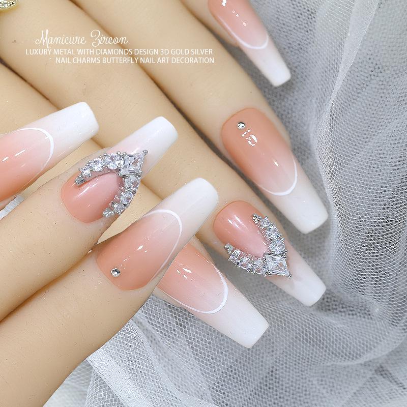 Elegant 3D French Crescent Zircon Nail Art with Star Design
