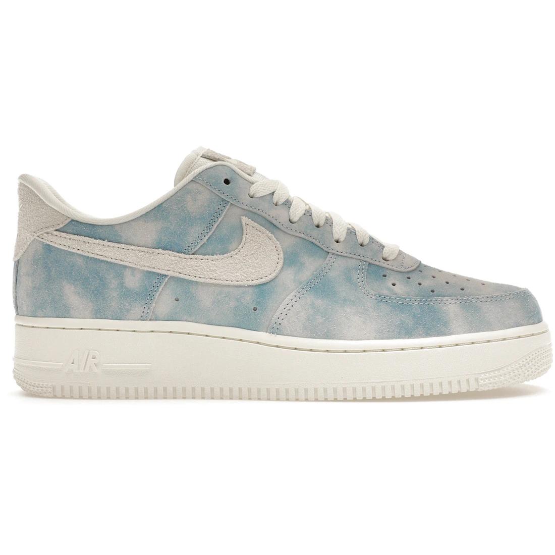 

Sneaker Air Force 1 Low Clouds Celestine Blue (Women s)(FD0883-400) 36.5