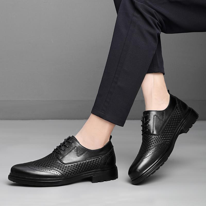 Fashion New Male Lace-Up Flats Genuine Leather Mens Oxford Shoes Hollow Out Casual Dress Shoes Trend Versatile Man Business Footwear