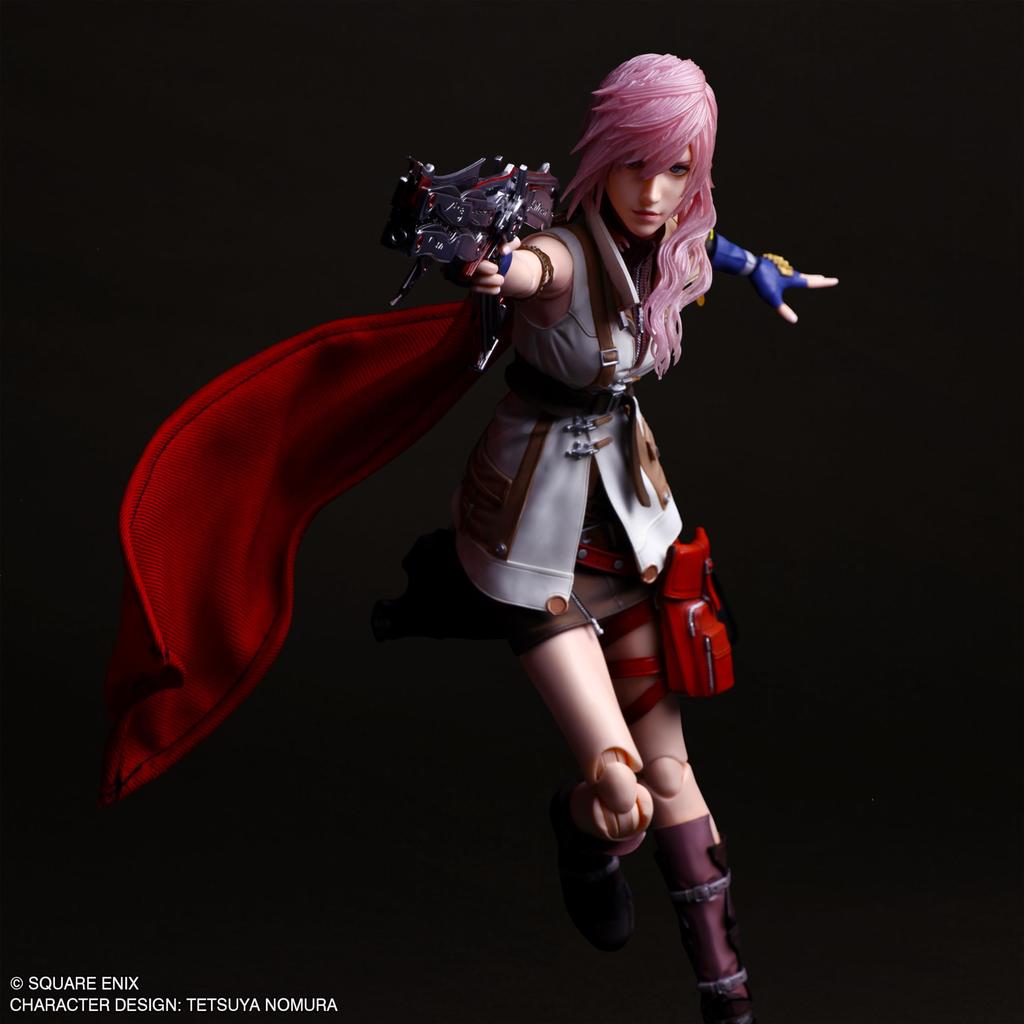 Final Fantasy XIII PLAY ARTS True Lightning Action Figure in PVC Dipinta